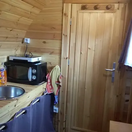 Ma Kabane 农家乐 Couvains (Orne)