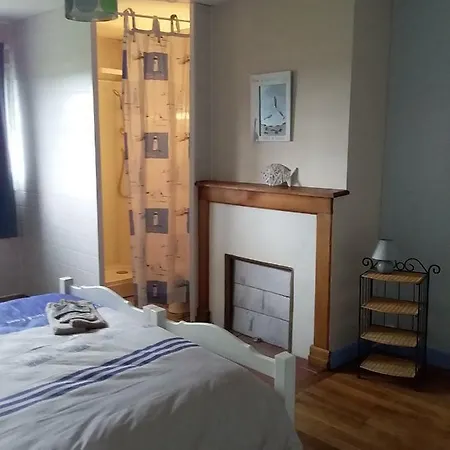 Ma Kabane 农家乐 Couvains (Orne)